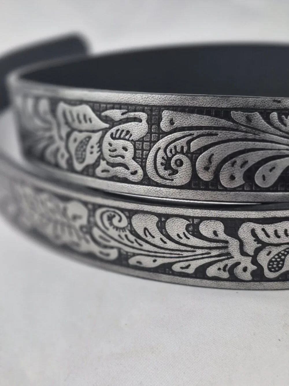 Silver-Tone Floral Embossed Black Leather Belt Western Cowboy Size XL